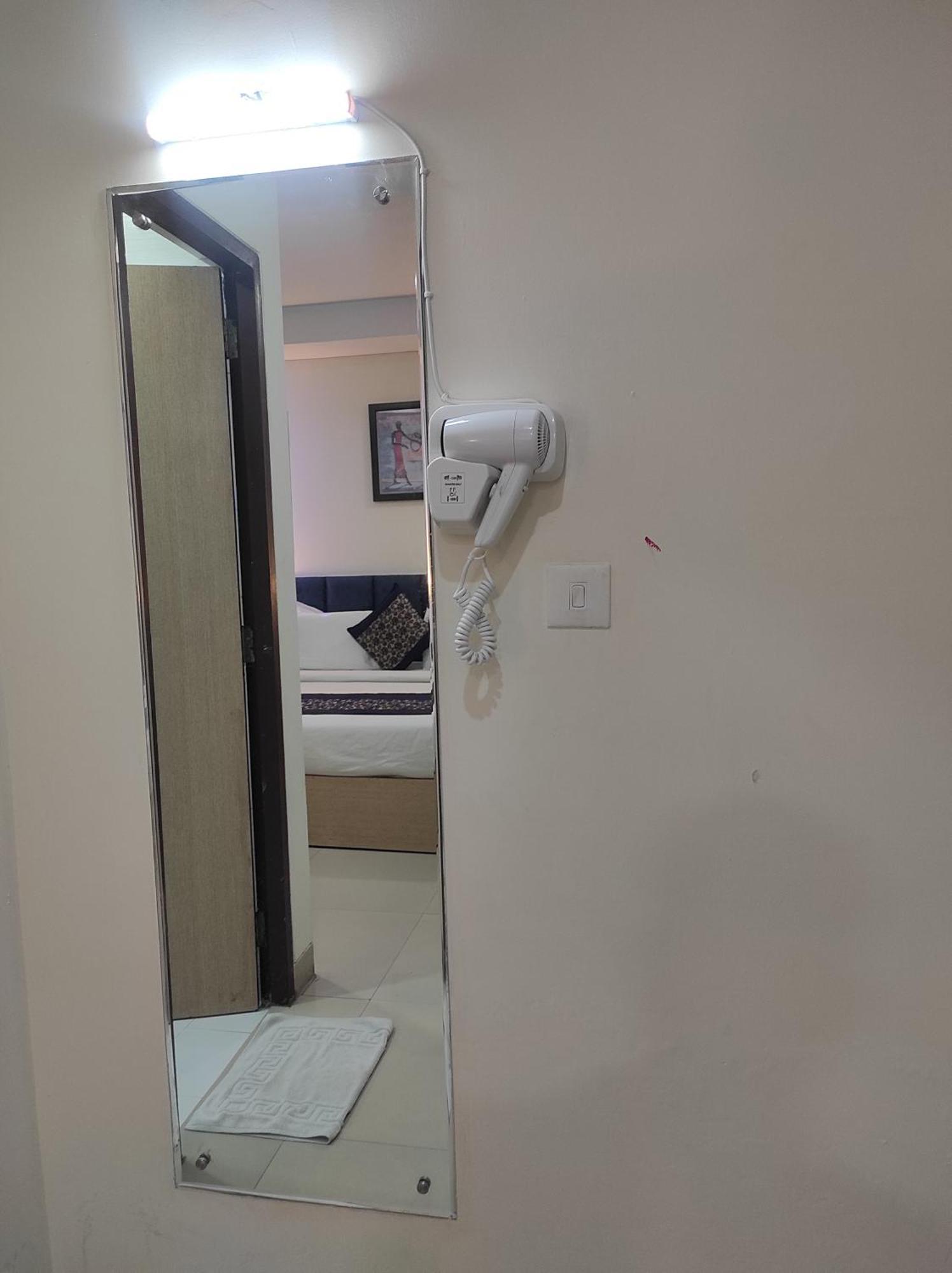 Hyphen Haridwar Grand Hotel Eksteriør billede